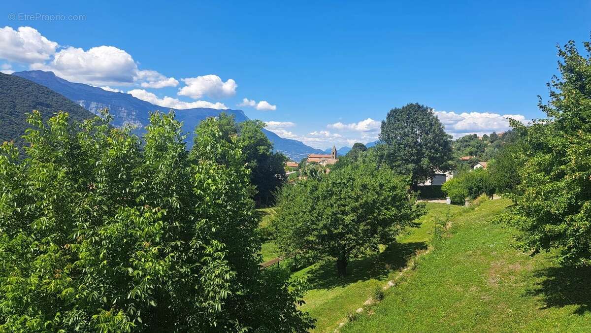 Maison à SAINT-GEORGES-DE-COMMIERS