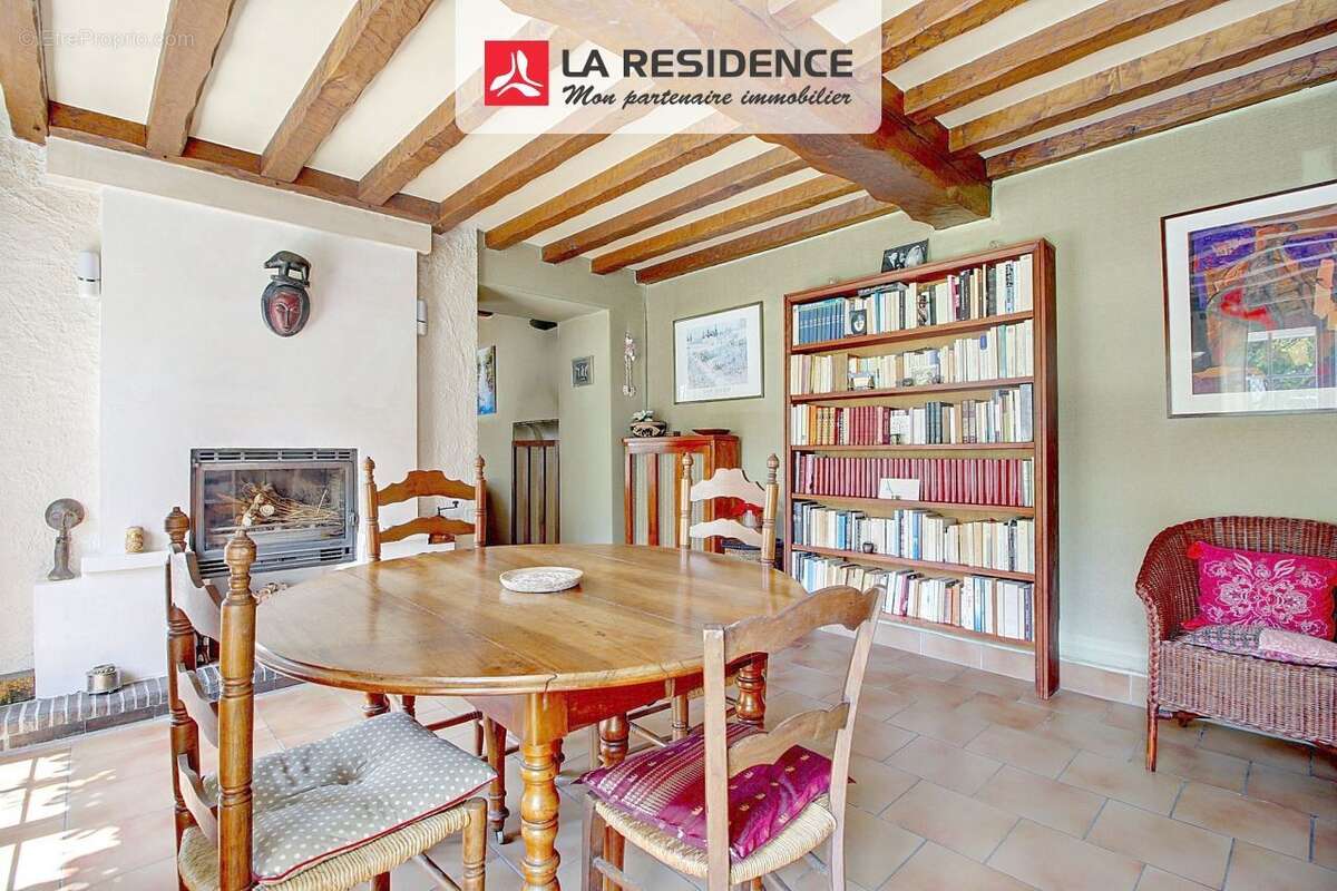 Maison à LA VILLENEUVE-EN-CHEVRIE