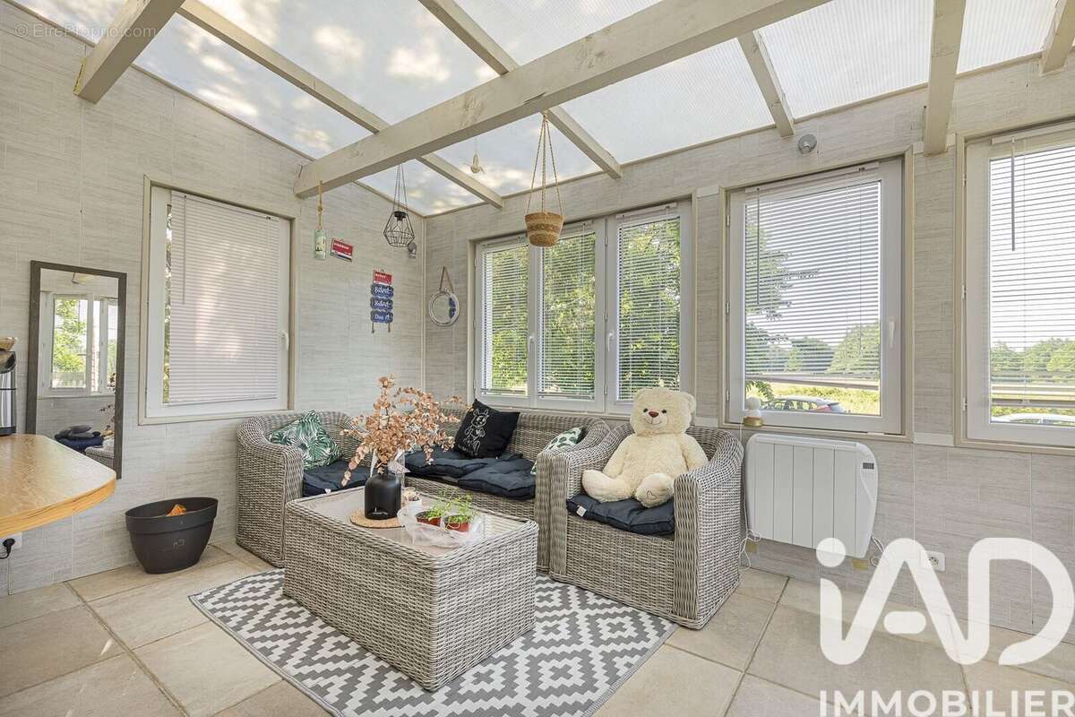 Photo 2 - Maison à SERMAISE