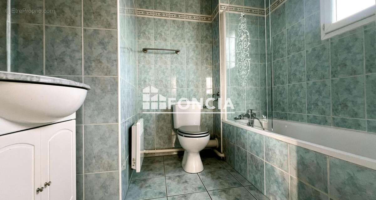 Appartement à MAGNY-LE-HONGRE