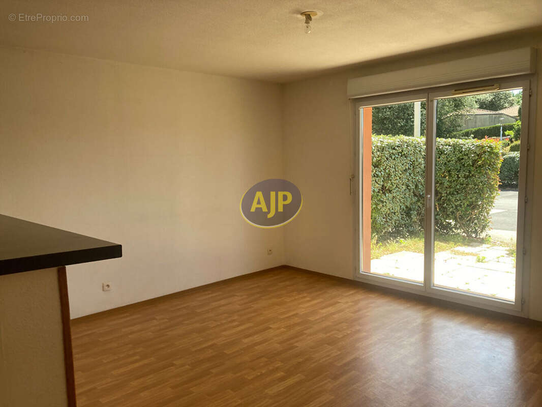 Appartement à LE VERDON-SUR-MER