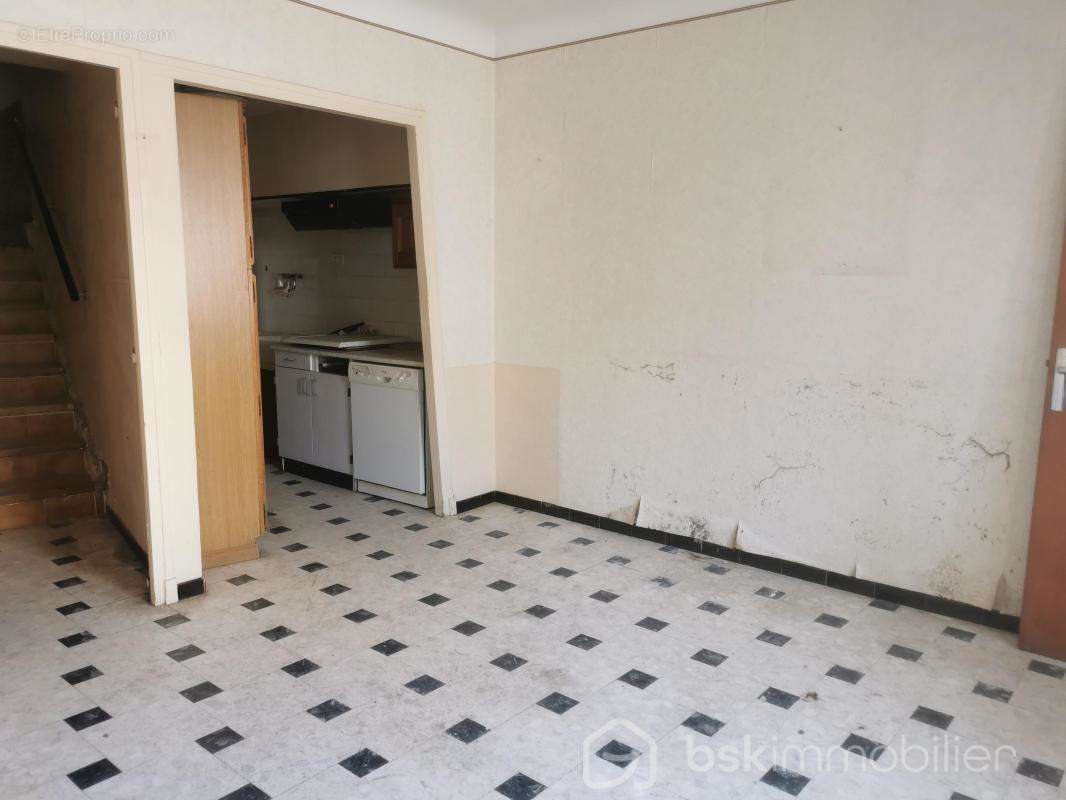 Maison à THEZAN-LES-BEZIERS