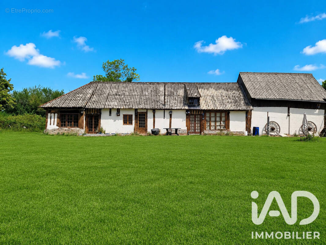 Photo 1 - Maison à QUETTEVILLE