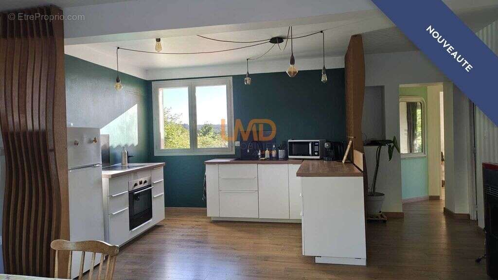 Maison à CADOLIVE