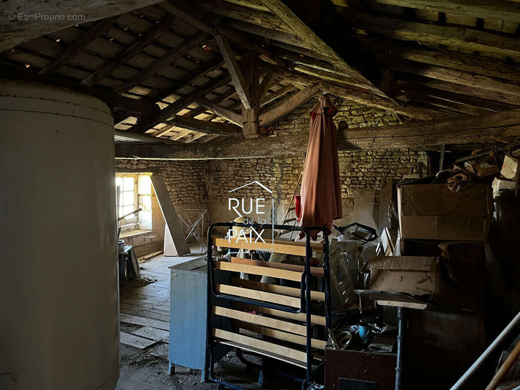 Maison à LA CHAUSSEE