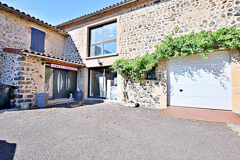 Maison à USSON