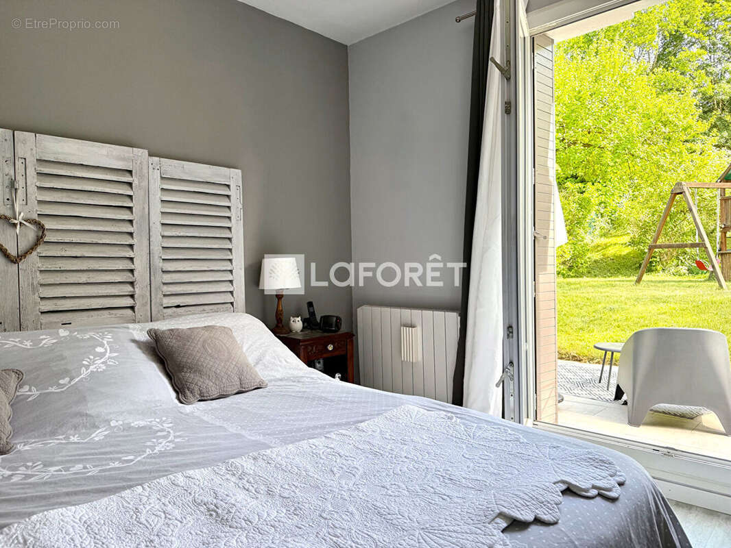 Laforêt Luzarches propose - Maison Asnières Sur Oise 5 pièce(s) 151 m2 - photo 9