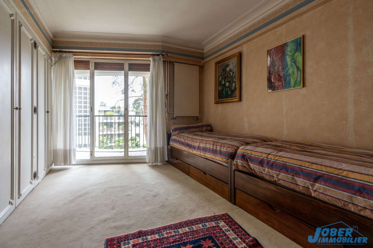 Appartement à NOGENT-SUR-MARNE
