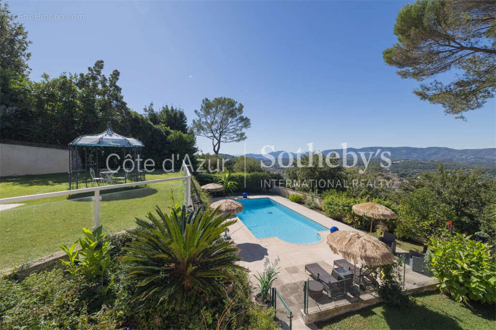 Mouans-Sartoux, villa avec vue mer et Estérel, piscine et garage aménageable - photo 12