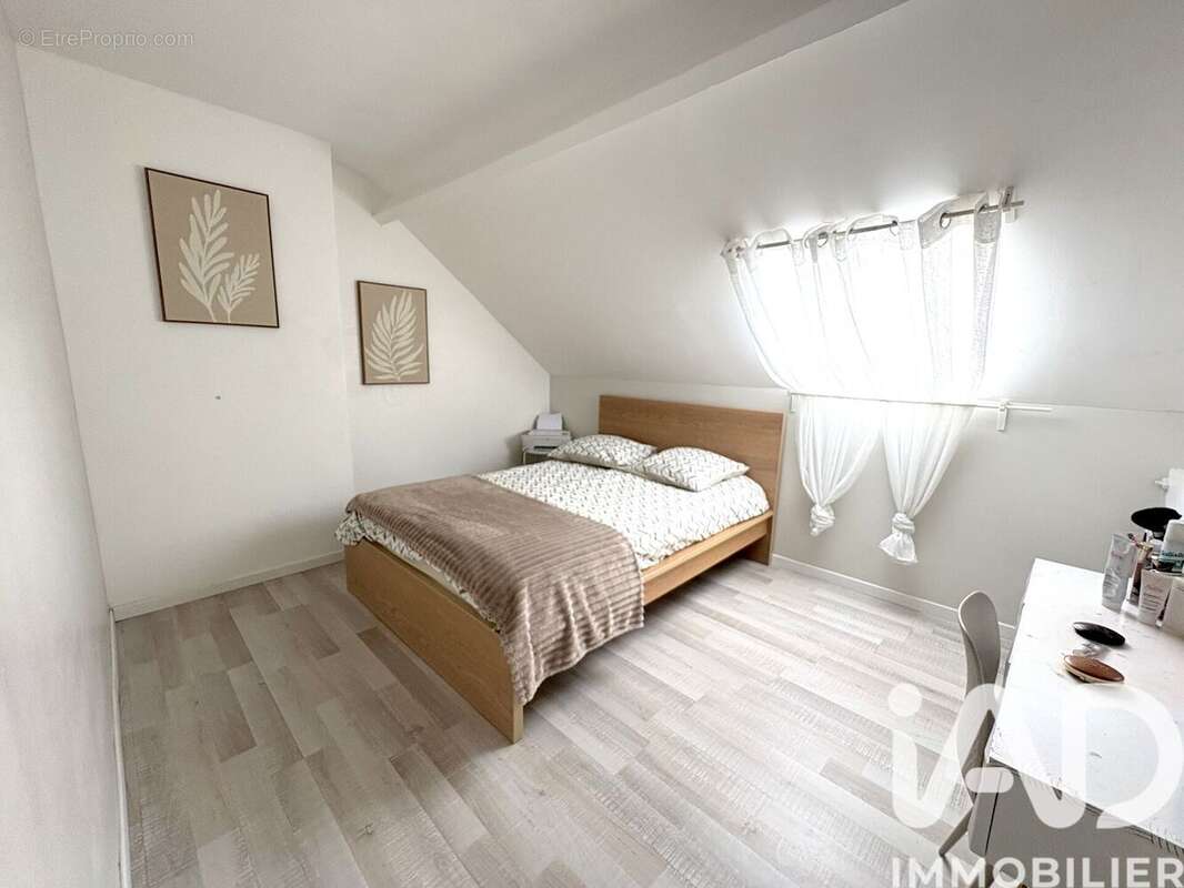 Photo 6 - Maison à LIVRY-GARGAN
