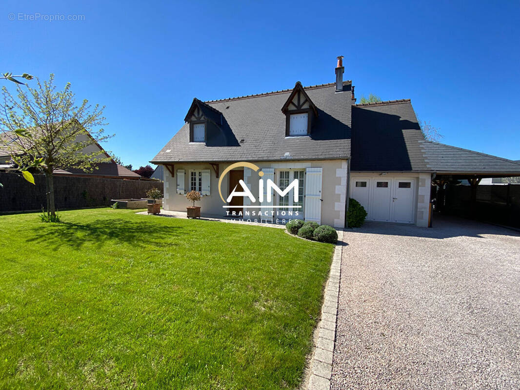 Maison à BALLAN-MIRE