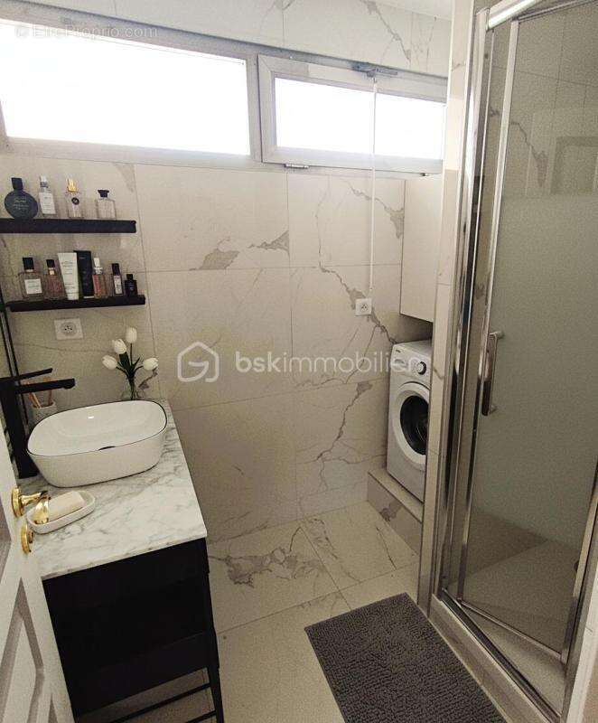 Appartement à PARIS-12E