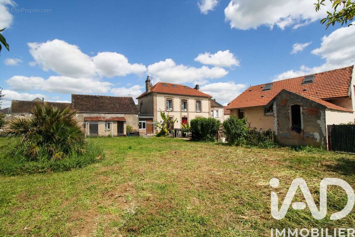 Photo 3 - Maison à VINNEUF