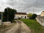 Maison à SAINT-JEAN-DE-SAUVES