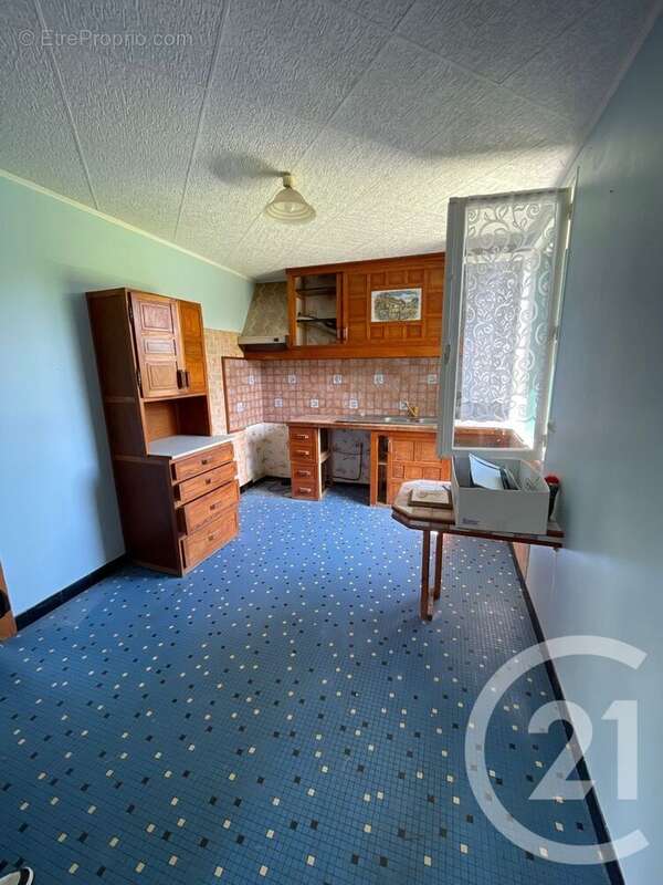 Maison à LES EGLISOTTES-ET-CHALAURES