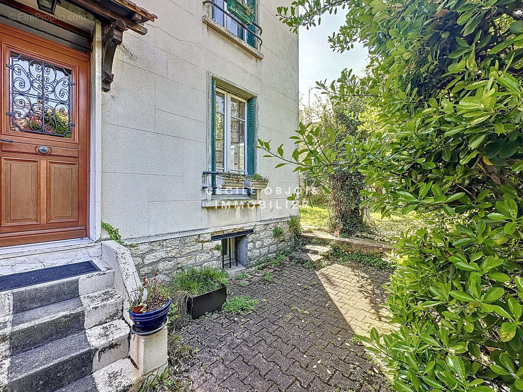 Maison à JOINVILLE-LE-PONT