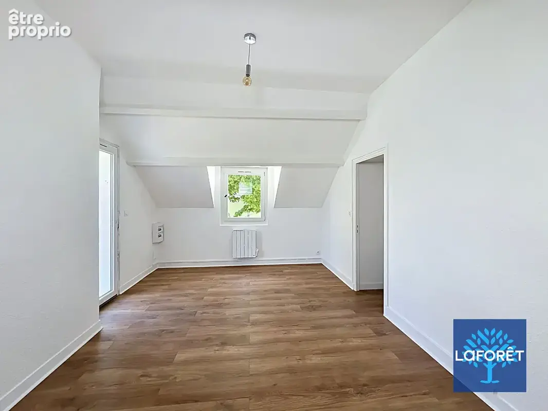 Maison en pierre, 6 pièces, 136.75m² - maison + dépendance et 1310 m² de terrain - photo 13