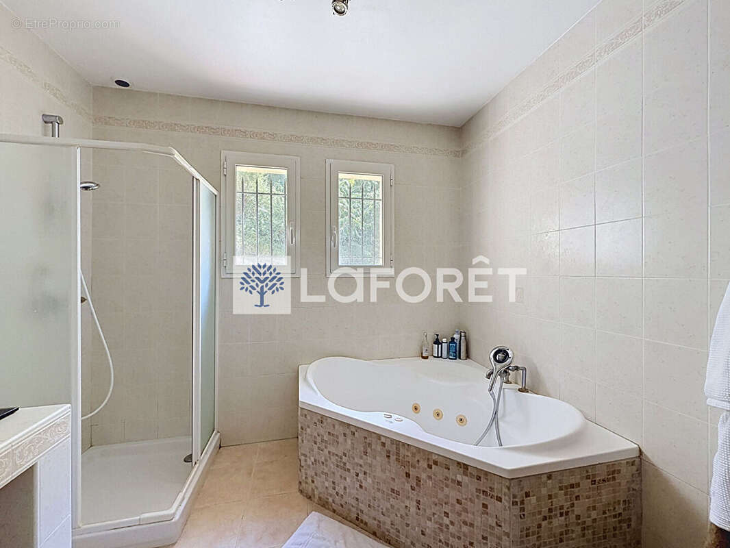 Maison L Escarène 5 pièces - photo 7