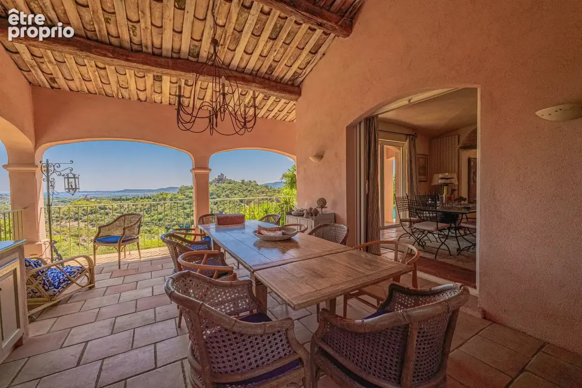 Grimaud – Villa coup de cœur entre terre et mer - photo 5