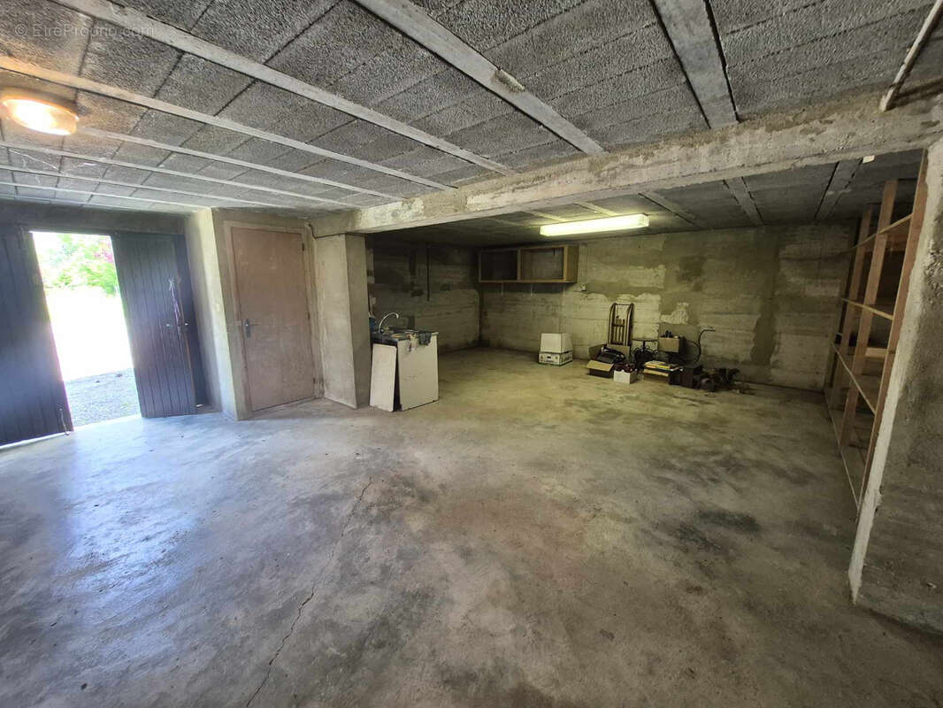 Maison à LAVAL-D&#039;AIX