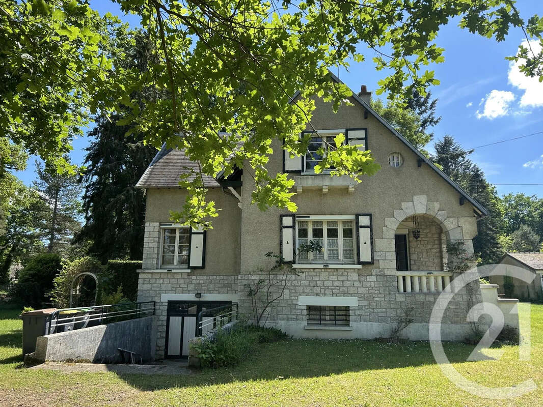 Maison à SAMOIS-SUR-SEINE