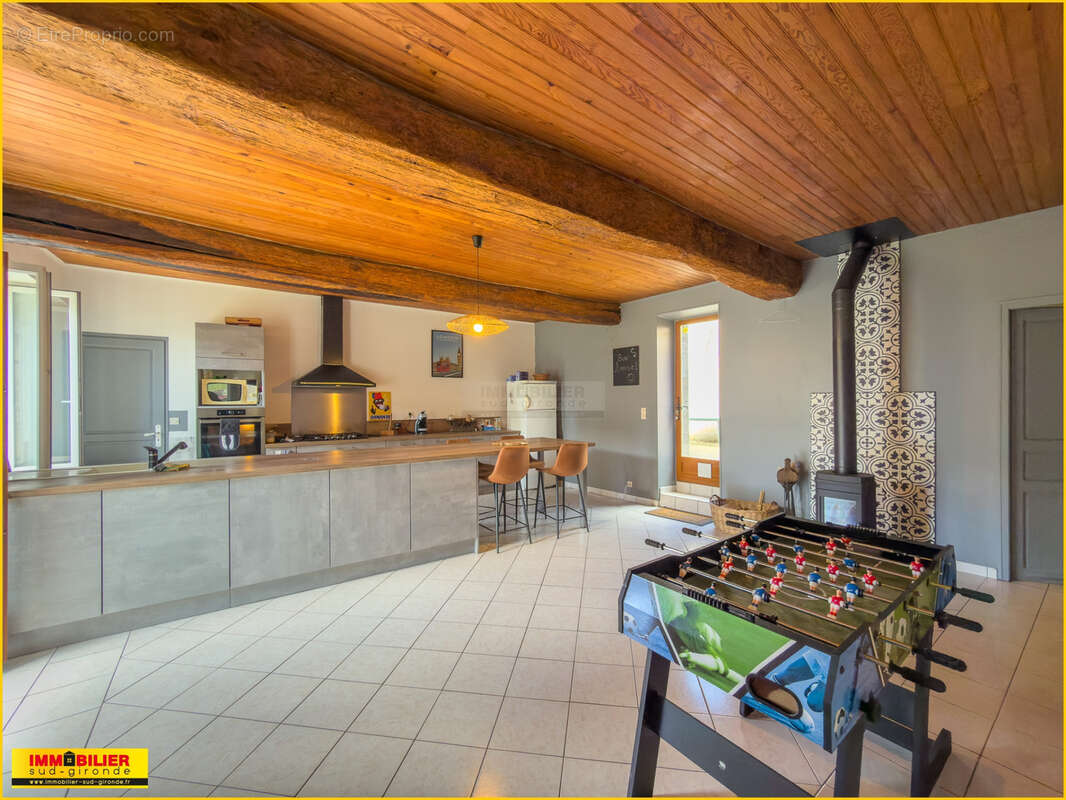 Maison à ILLATS