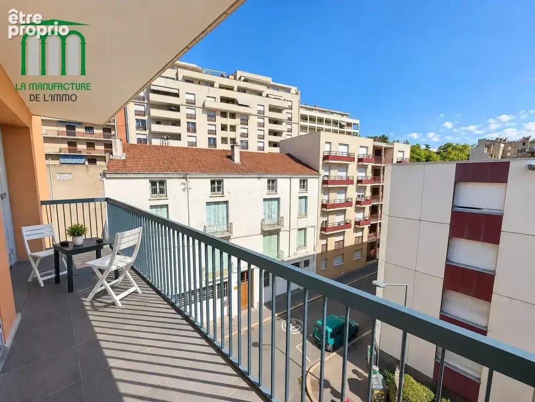 Appartement 4 pièces 83 m² · à Saint-Étienne · 82,8 m² · 124 900 €