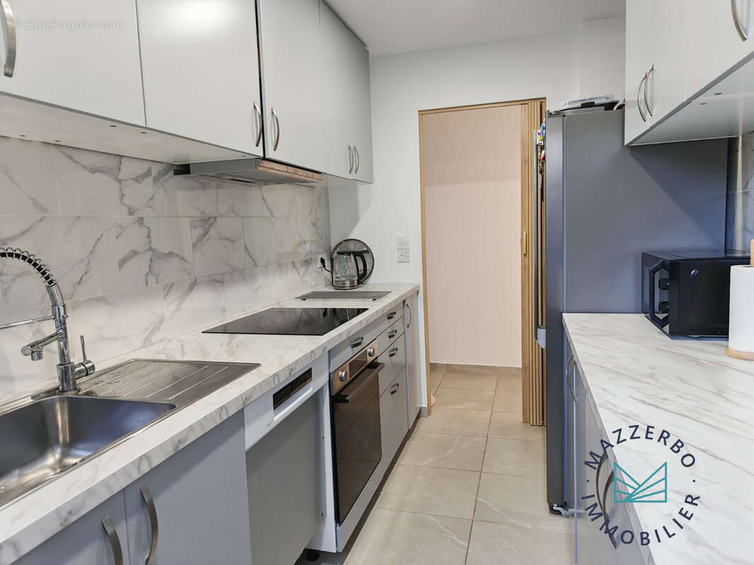 Appartement à MARSEILLE-9E