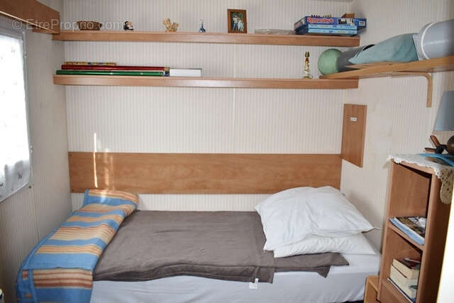 Terrain à SAINT-GEORGES-D&#039;OLERON