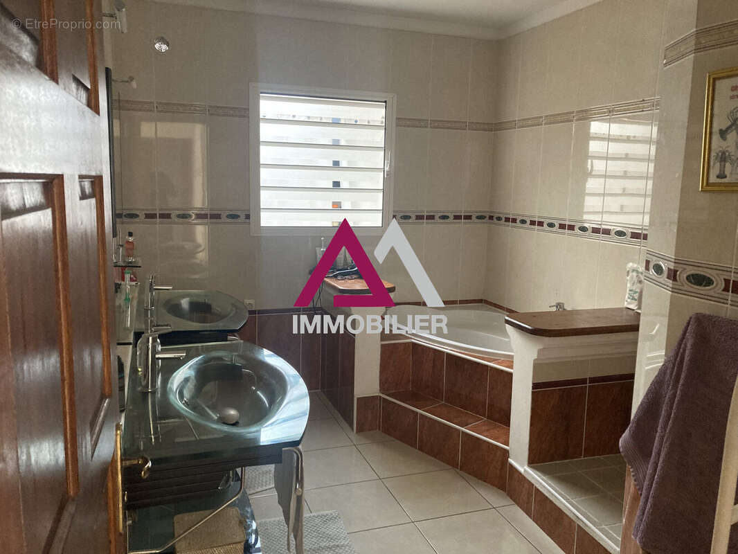 Maison à SAINTE-MARIE