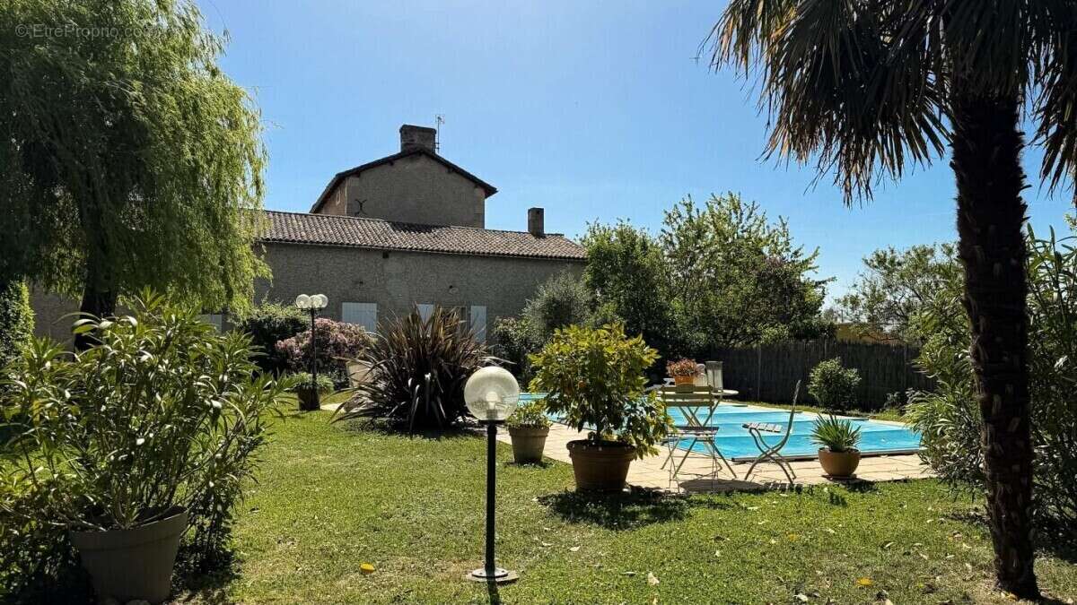 Maison à CHAUVIGNY