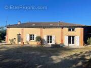 Maison à LUPPE-VIOLLES