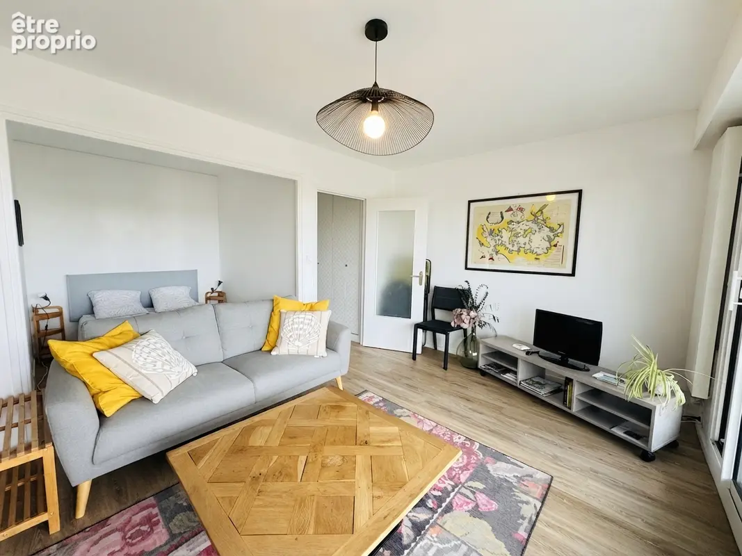 Studio 33 m² Résidence Les Capucins, parking  et cave. Rive gauche - photo 3