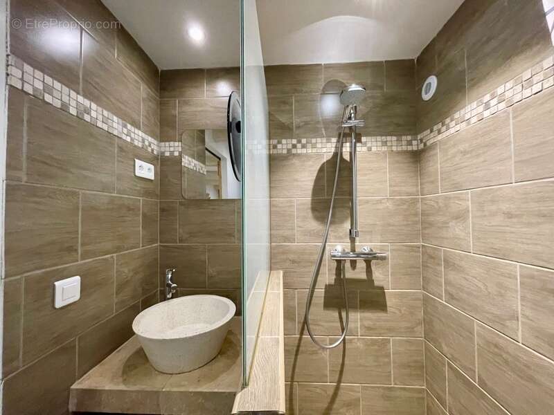 Appartement à VIENS