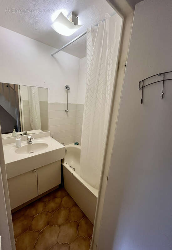 Appartement à SIX-FOURS-LES-PLAGES