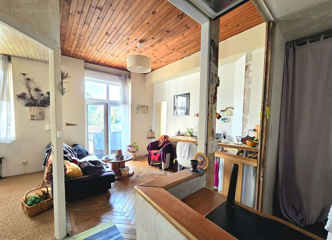Appartement à REZE