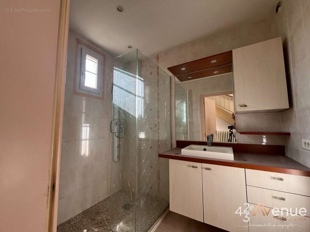 Maison 163 m² à Craintilleux  - photo 8