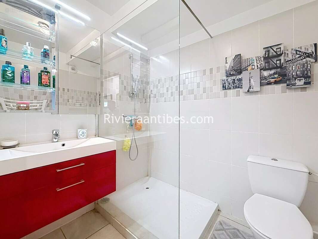 Antibes centre. appartement d'exception 4 pièces. - photo 16