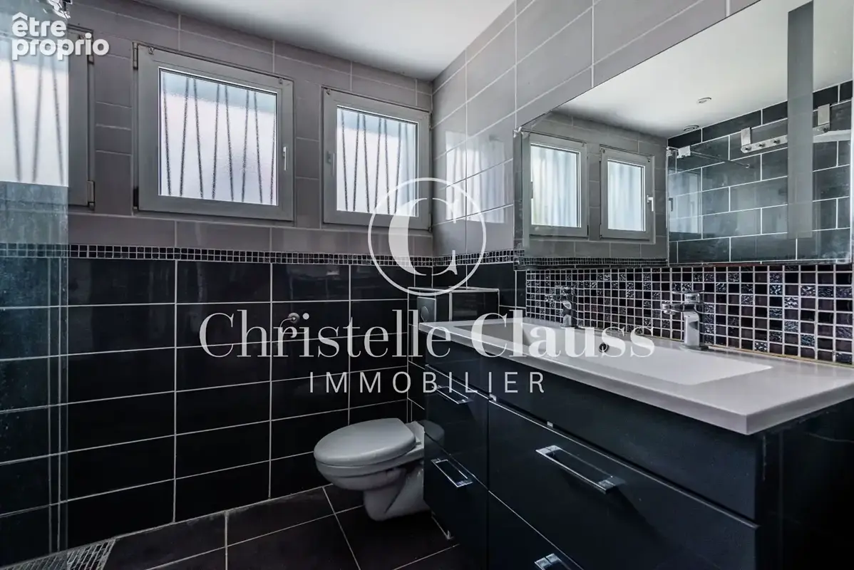 Maison individuelle Strasbourg - Cronenbourg -  5 pièces 104.50 m² - photo 9