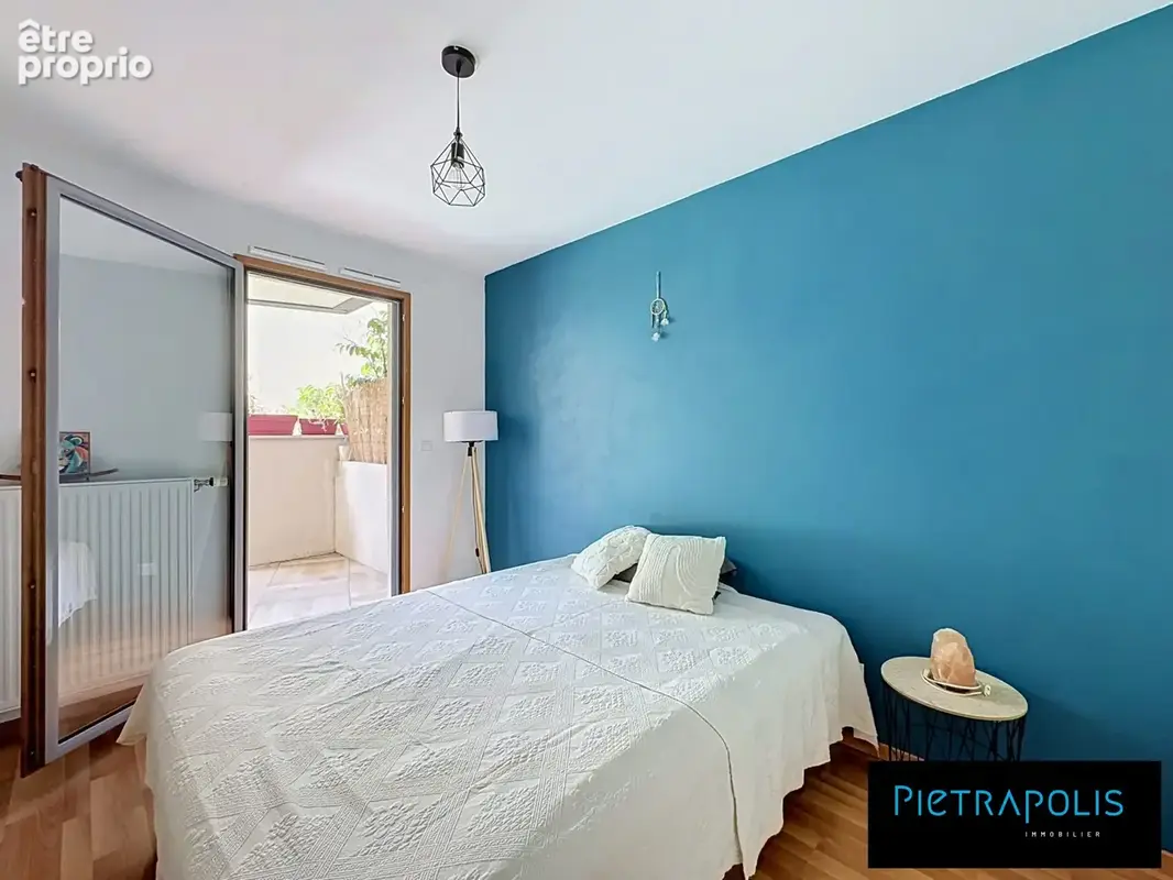 Appartement 43 m² à Neuville-Sur-Saone  - photo 4