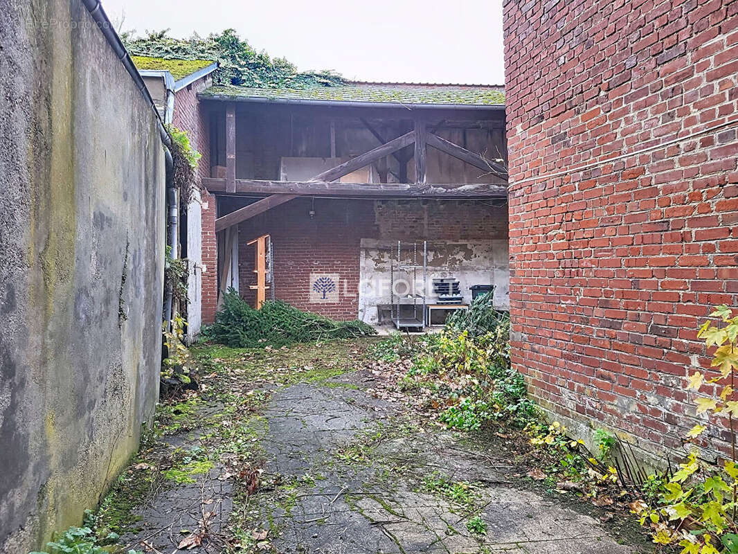 Appartement à LA FERE