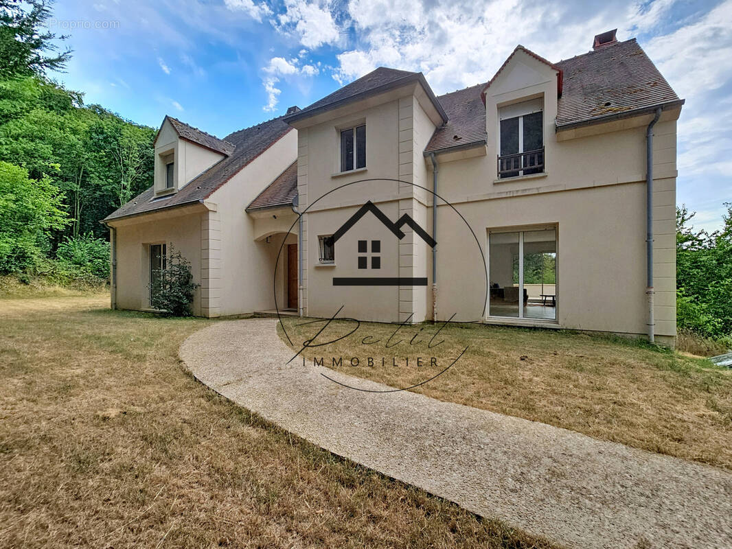 Maison à BREUIL-LE-SEC