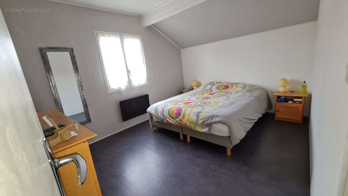 Maison à BURES-SUR-YVETTE