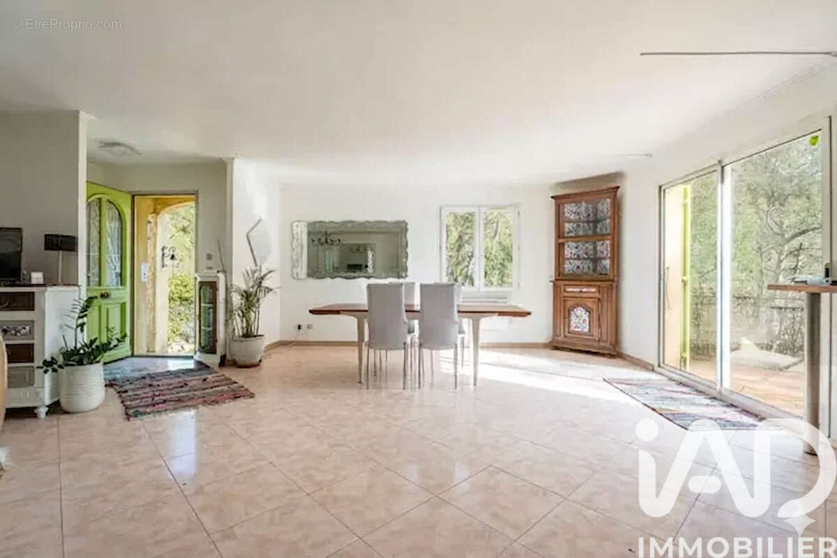 Photo 2 - Maison à AURIOL