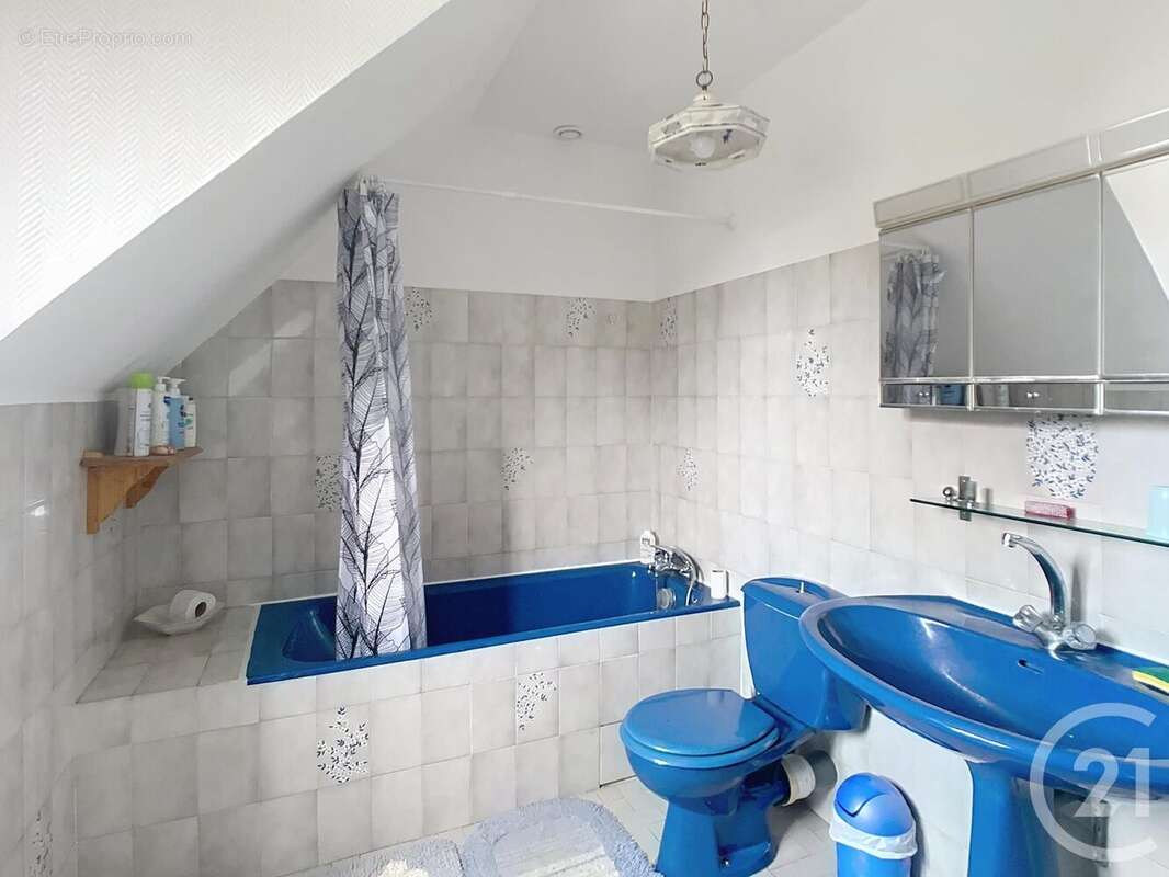 Maison à CHATEAU-SUR-EPTE