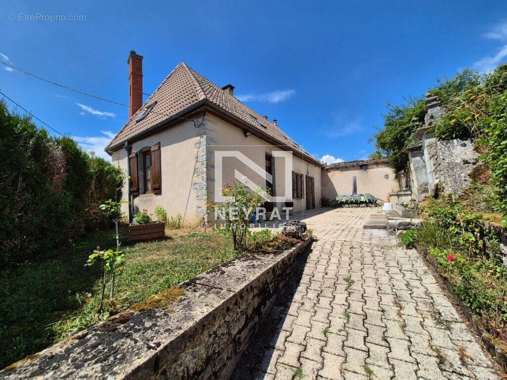 Maison à CHANGE