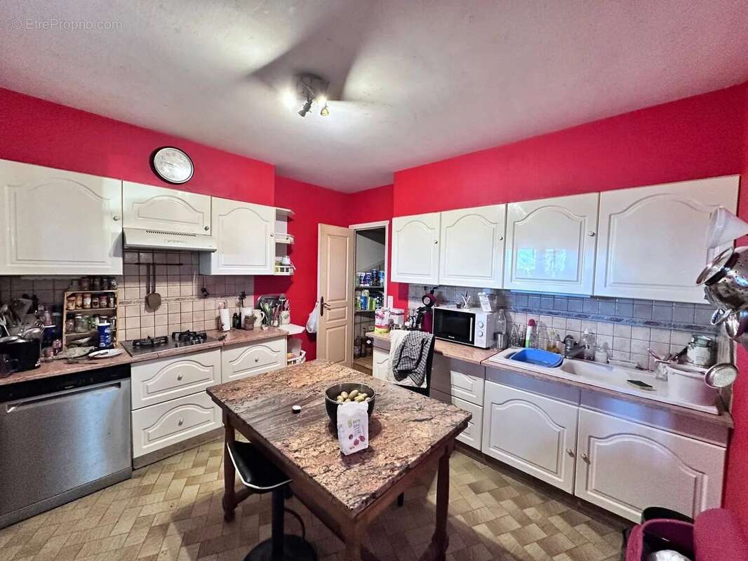 Maison à THORE-LA-ROCHETTE