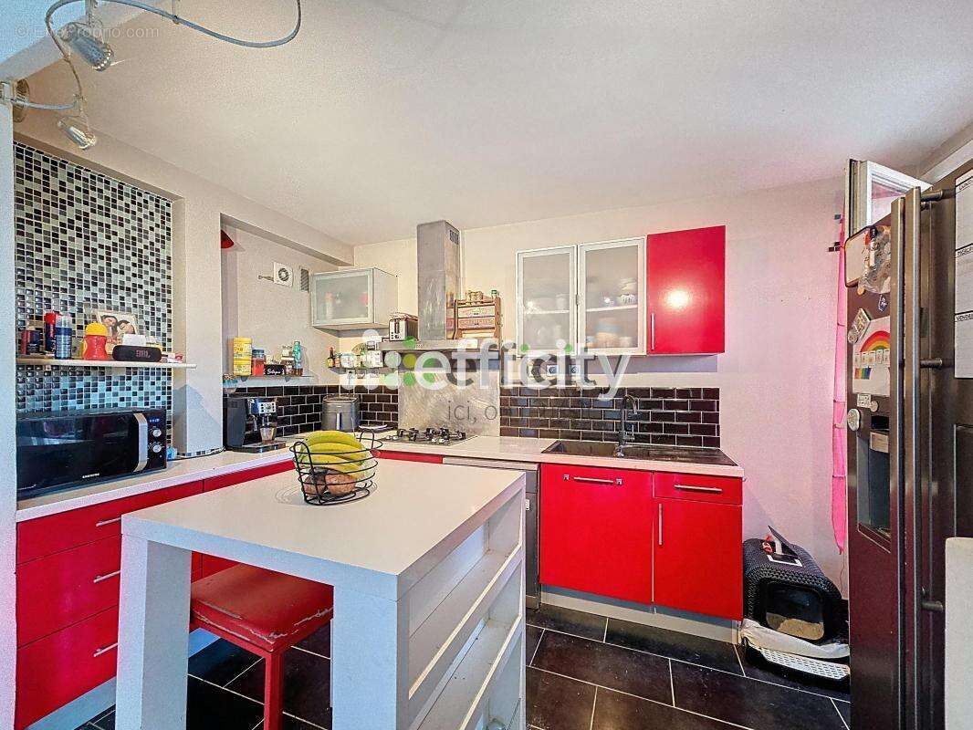 Appartement à LE PLESSIS-TREVISE