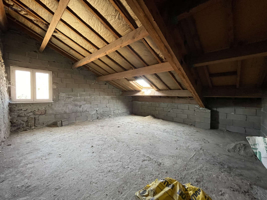 Immeuble - Centre d'Yssingeaux - photo 5