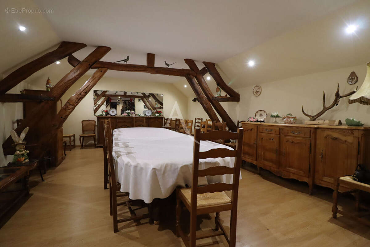 Maison à HEUDEBOUVILLE